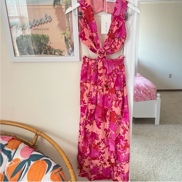 Hello Molly Pretty Sierra Dress / Hello Molly - Picture 4 of 5